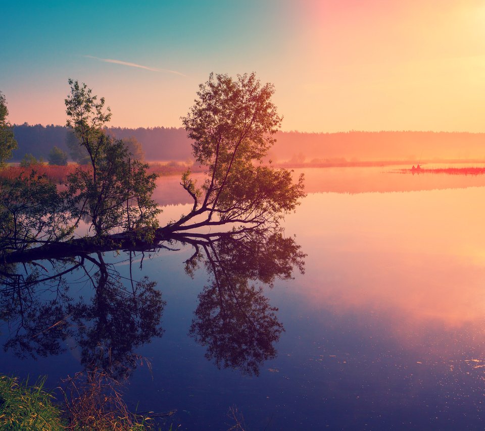 Обои небо, деревья, озеро, восход, отражение, пейзаж, утро, the sky, trees, lake, sunrise, reflection, landscape, morning разрешение 4000x2667 Загрузить