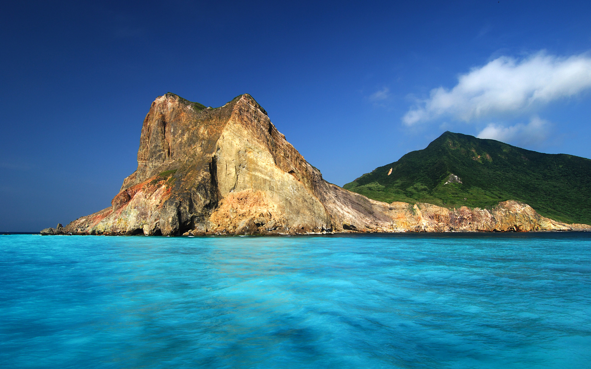 Обои небо, вода, скалы, океан, тайланд, the sky, water, rocks, the ocean, thailand разрешение 1920x1200 Загрузить