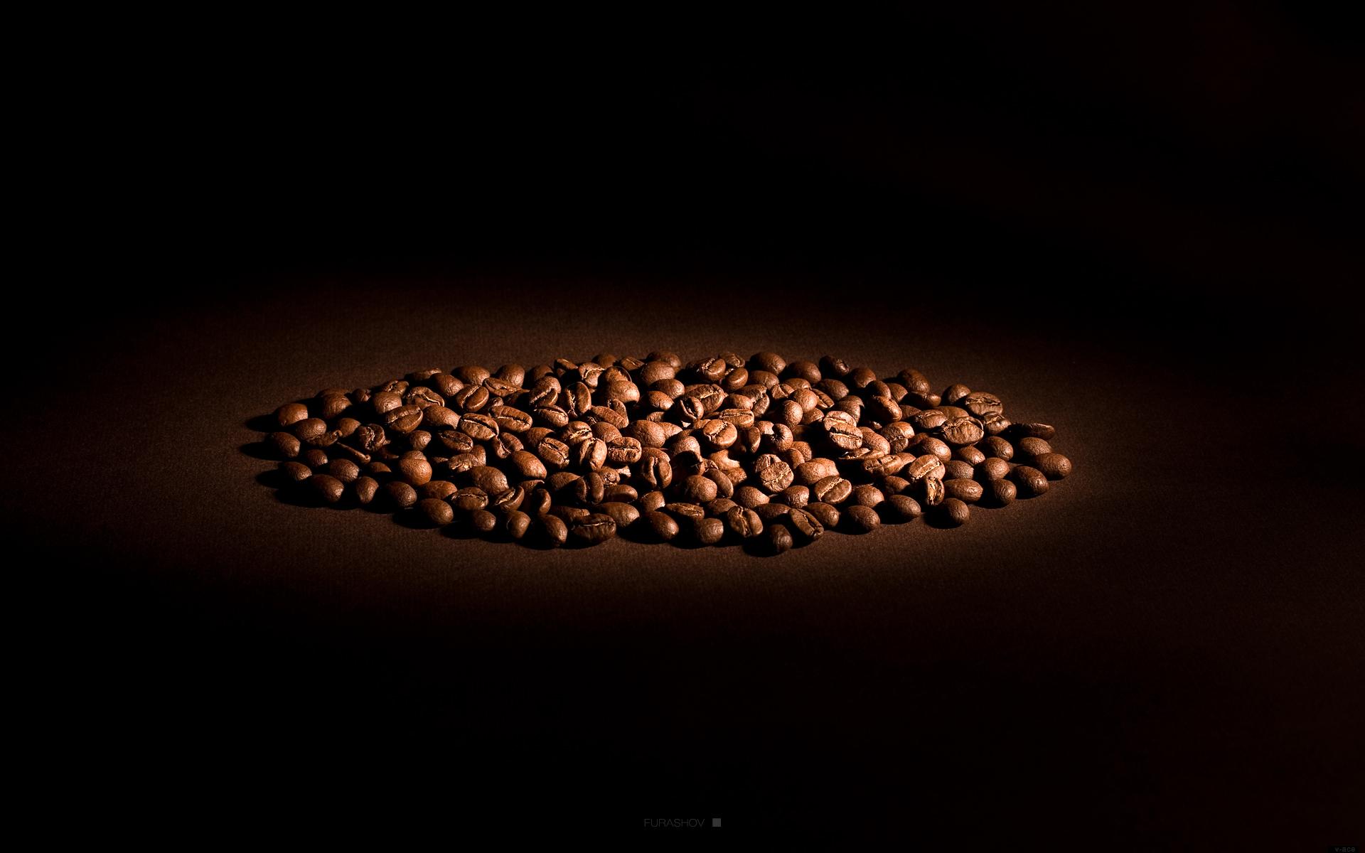 Обои зерна, кофе, черный фон, кофейные зерна, grain, coffee, black background, coffee beans разрешение 1920x1200 Загрузить