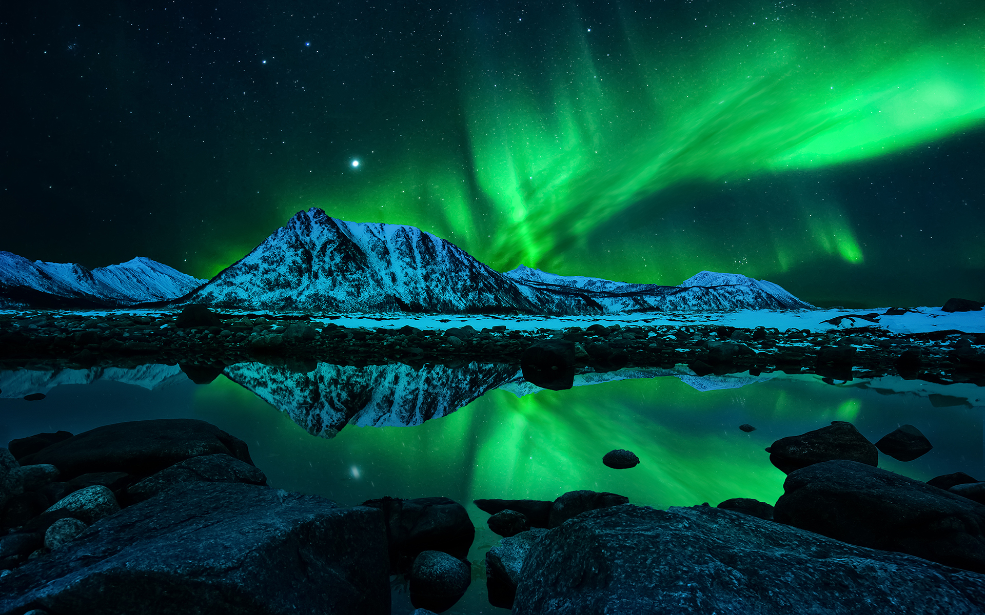 Обои ночь, горы, отражение, северное сияние, норвегия, night, mountains, reflection, northern lights, norway разрешение 1920x1200 Загрузить