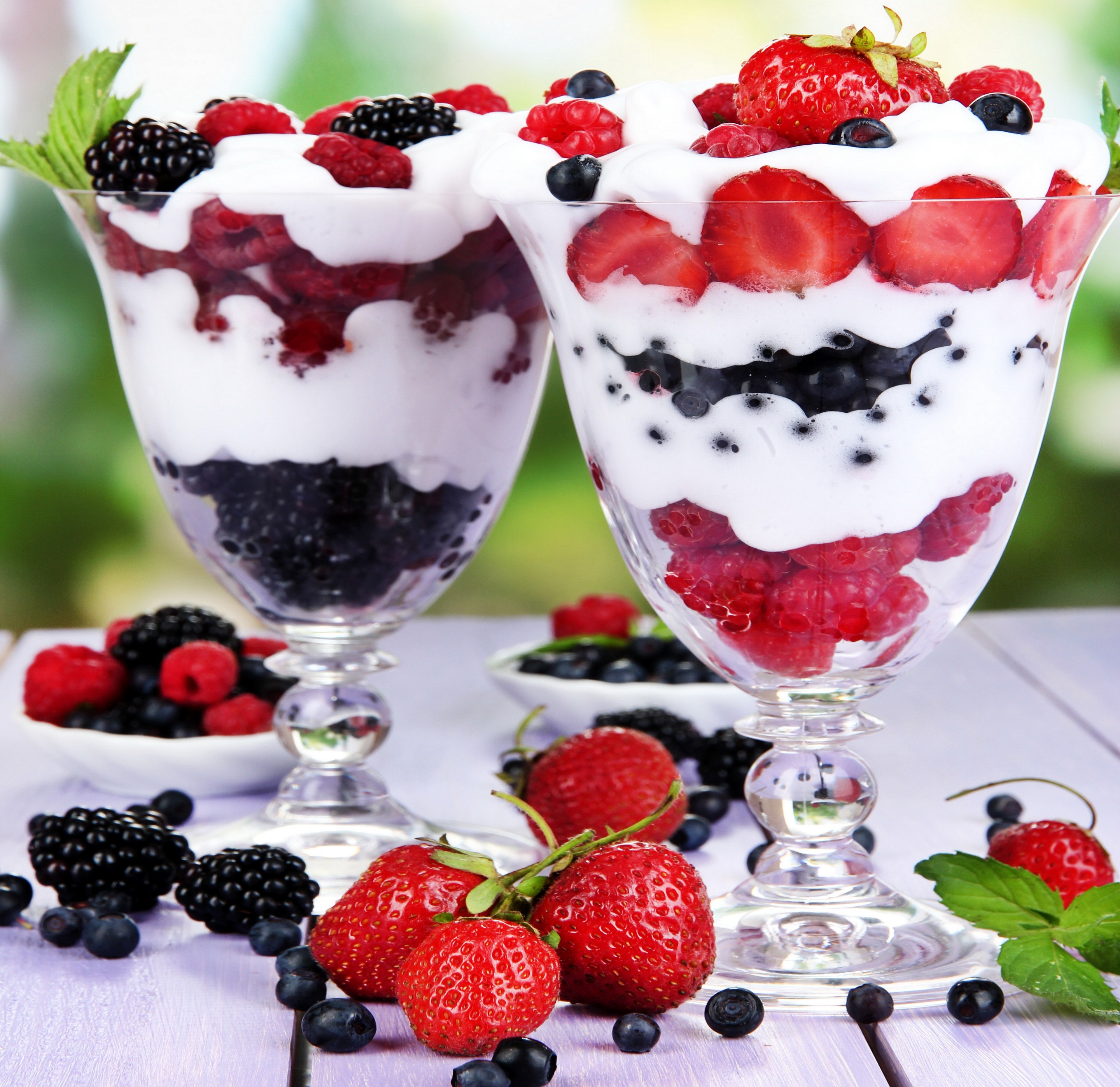 Обои мороженое, фрукты, клубника, ягоды, десерт, сладкий, ice cream, fruit, strawberry, berries, dessert, sweet разрешение 2880x2797 Загрузить