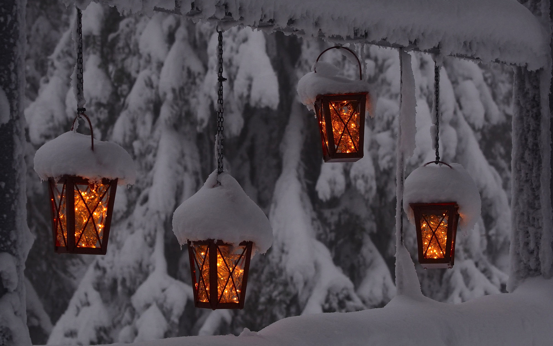 Обои свет, деревья, фонари, огни, снег, зима, гирлянда, hannu koskela, light, trees, lights, snow, winter, garland разрешение 1920x1200 Загрузить