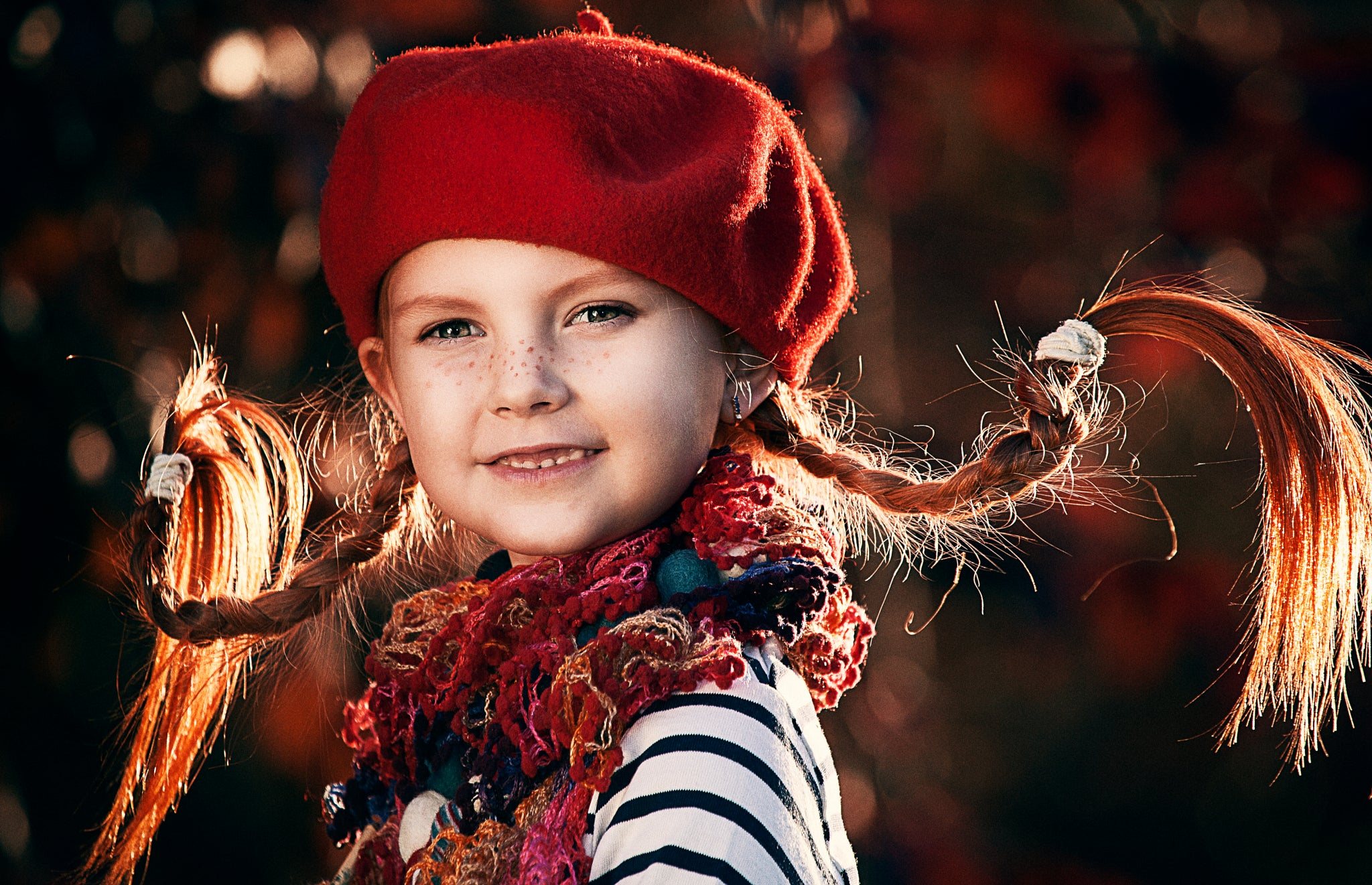 Обои девочка, ребенок, берет, веснушки, шарф, косички, пеппи, girl, child, takes, freckles, scarf, braids, pippi разрешение 2048x1321 Загрузить