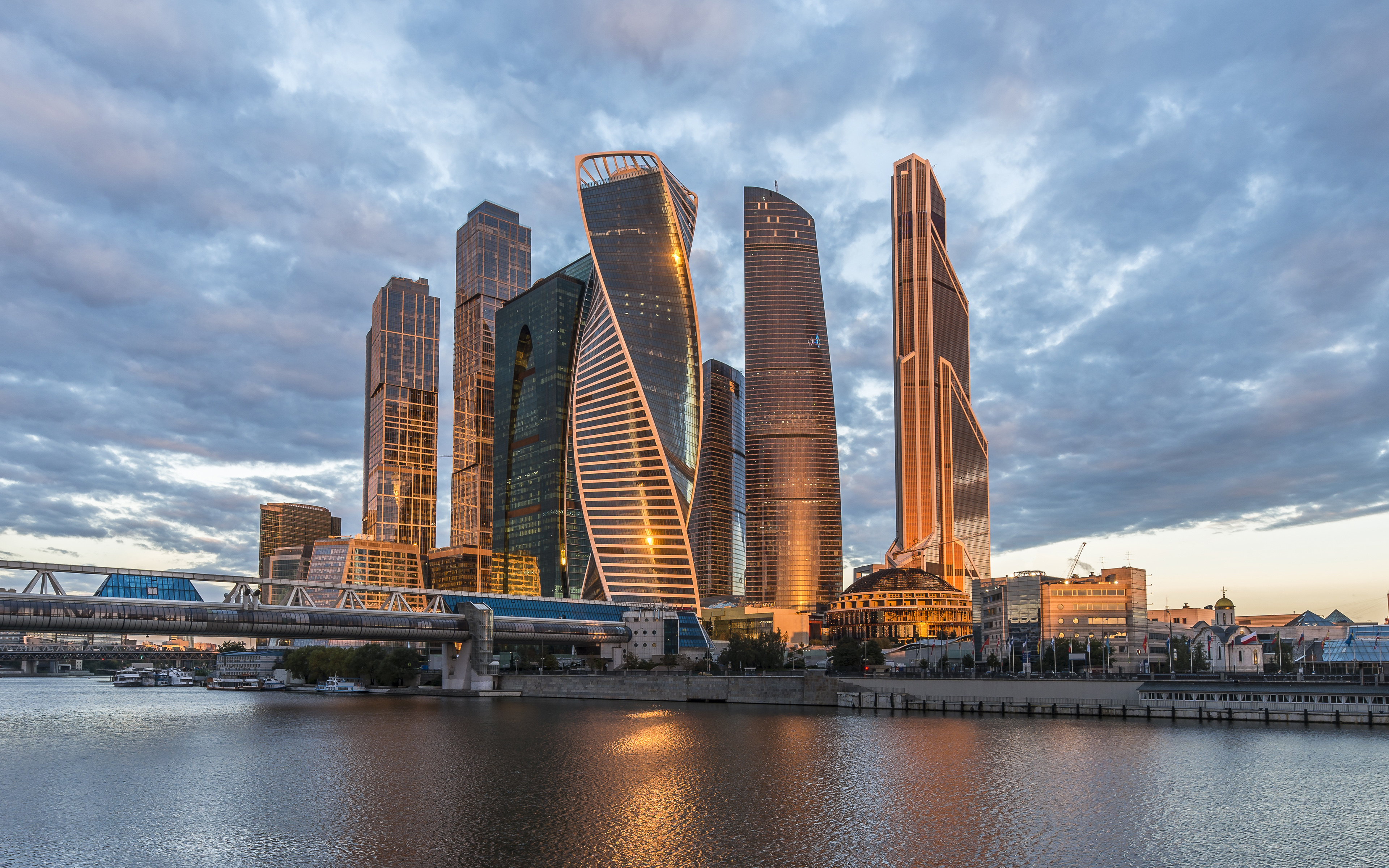 Обои москва, мост, город, россия, moscow, bridge, the city, russia разрешение 3840x2400 Загрузить