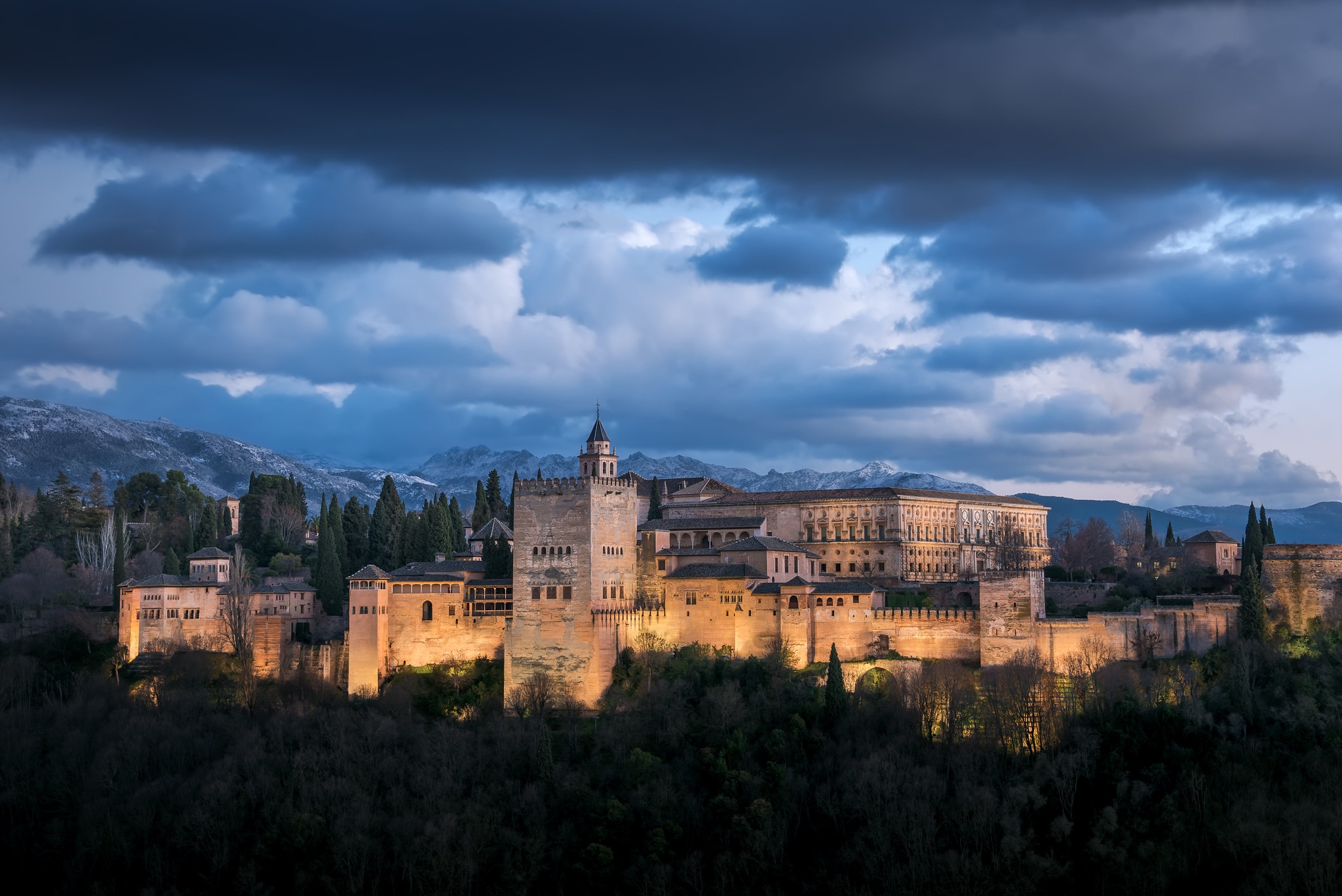 Обои небо, горы, испания, андалузия, гранада, the sky, mountains, spain, andalusia, granada разрешение 2048x1367 Загрузить