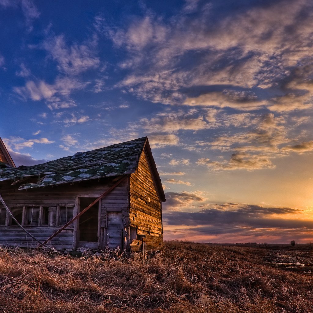 Обои небо, солнце, пейзаж, поле, дом, взляд, the sky, the sun, landscape, field, house, view разрешение 2560x1600 Загрузить