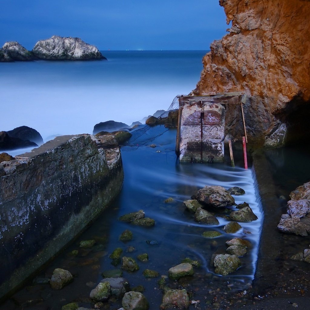 Обои вода, скалы, камни, water, rocks, stones разрешение 2560x1600 Загрузить