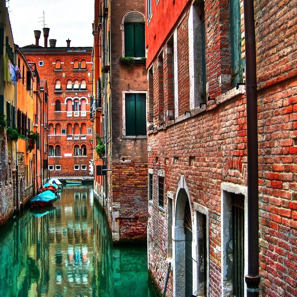 Обои вода, венеция, стена, дома, италия, кирпич, каналы, water, venice, wall, home, italy, brick, channels разрешение 1920x1200 Загрузить