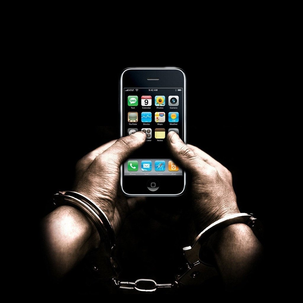 Обои черный фон, руки, телефон, наручники, айфон, black background, hands, phone, handcuffs, iphone разрешение 1920x1080 Загрузить