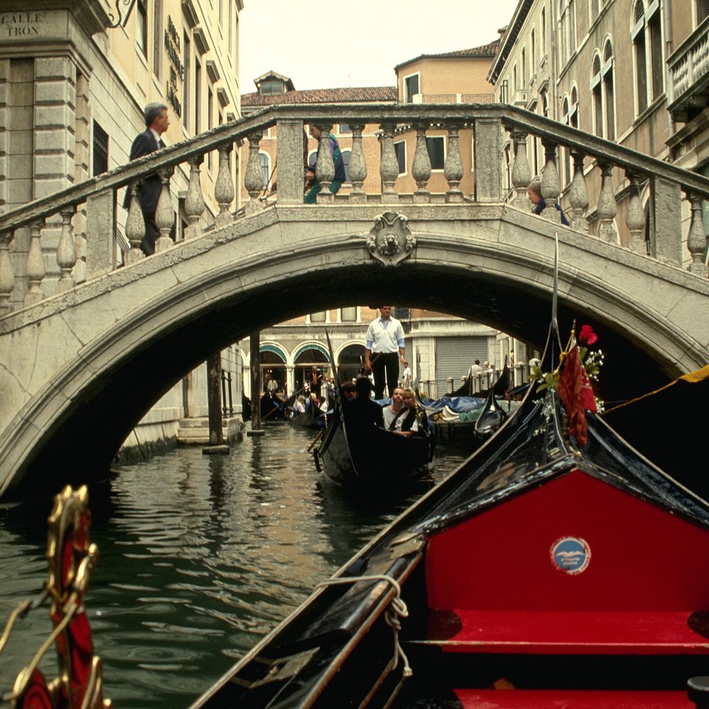 Обои мост, венеция, италия, гандолы, bridge, venice, italy, gandoli разрешение 2560x1600 Загрузить