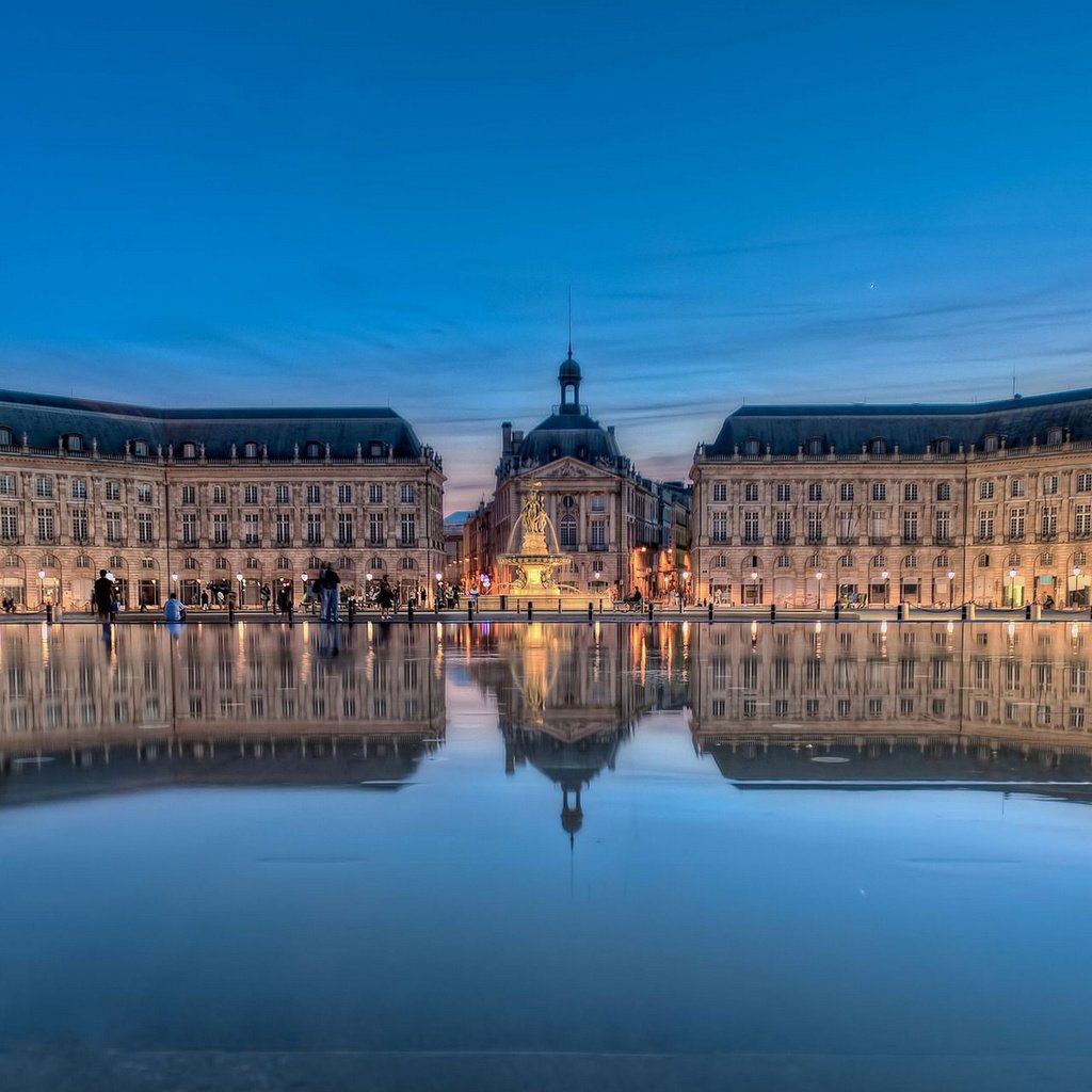 Обои вечер, отражение, фонтан, бассейн, дворец, европа, the evening, reflection, fountain, pool, palace, europe разрешение 1920x1200 Загрузить