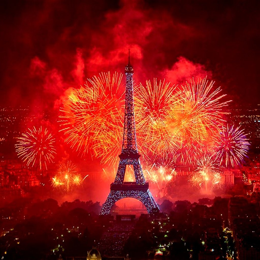 Обои ночь, салют, праздник, фейерверк, эйфелева башня, night, salute, holiday, fireworks, eiffel tower разрешение 2000x1327 Загрузить