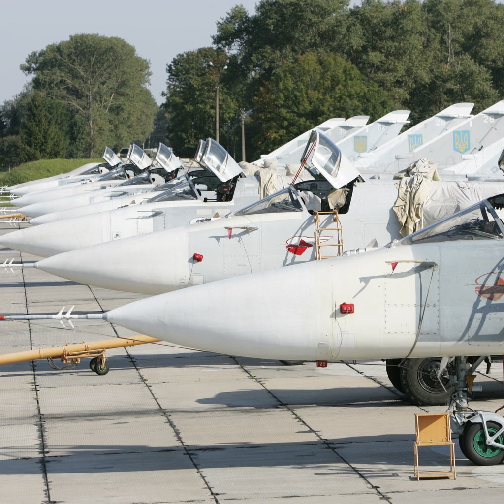 Обои самолеты, бомбардировщик, su 24m, су-24м, aircraft, bomber, su-24m разрешение 3504x2336 Загрузить