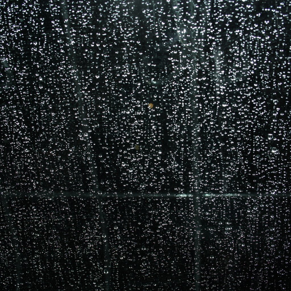 Обои ночь, вода, капли, дождь, окно, стекло, night, water, drops, rain, window, glass разрешение 2560x1600 Загрузить