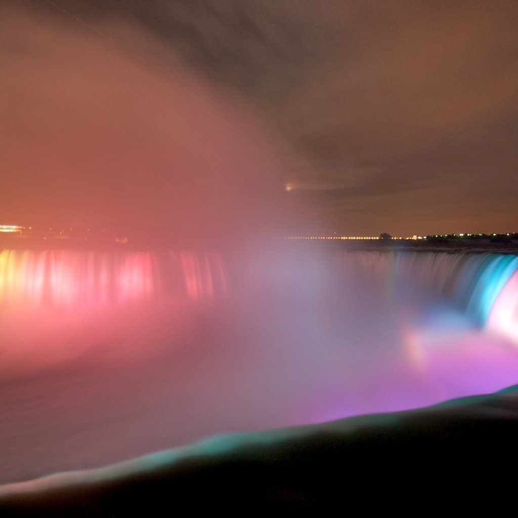 Обои ночь, огни, вода, водопад, город, сша, подсветка, ниагарский, night, lights, water, waterfall, the city, usa, backlight, niagara разрешение 2560x1600 Загрузить