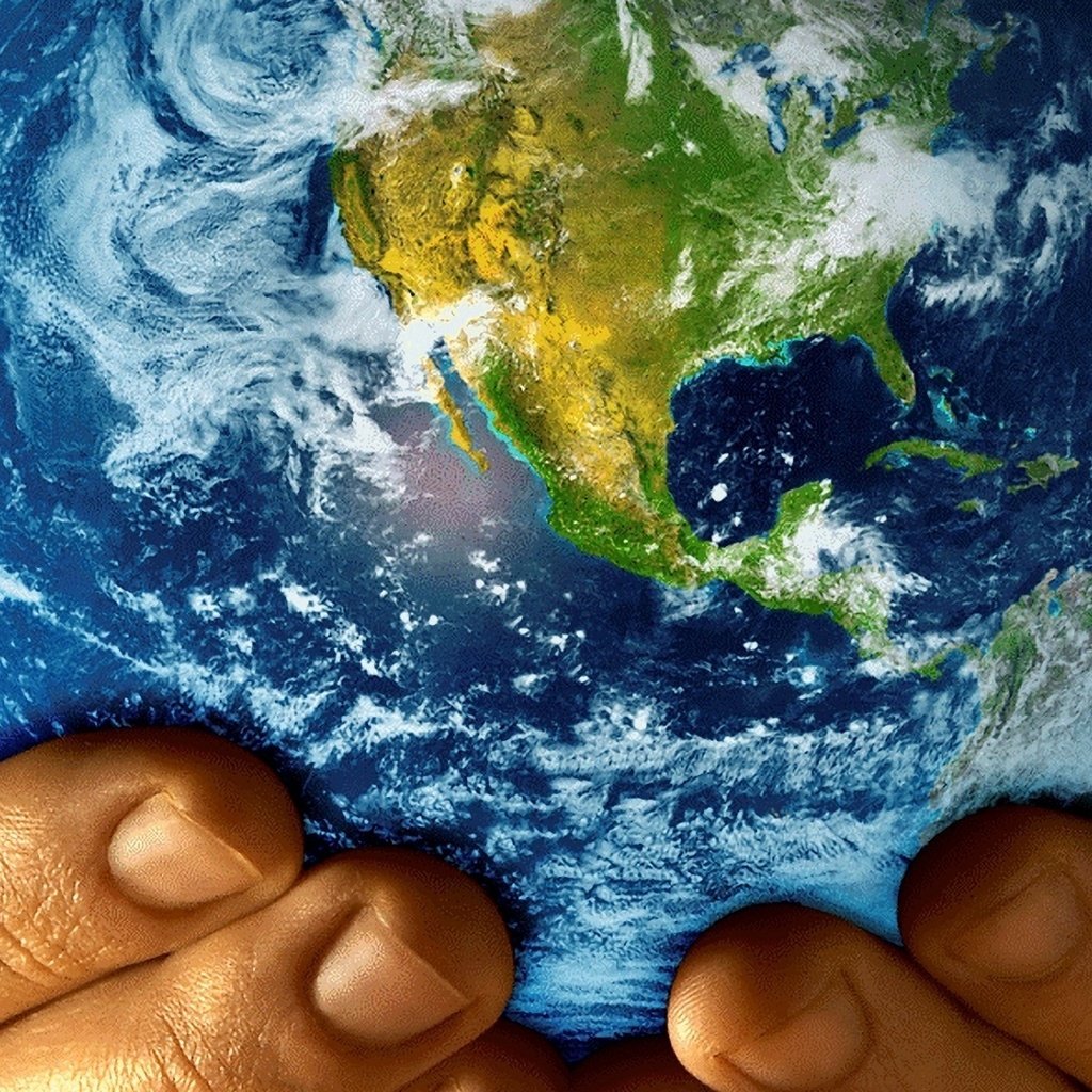 Обои земля, планета, руки, earth, planet, hands разрешение 1920x1080 Загрузить