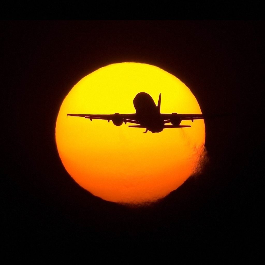 Обои солнце, самолет, полет, the sun, the plane, flight разрешение 1920x1536 Загрузить