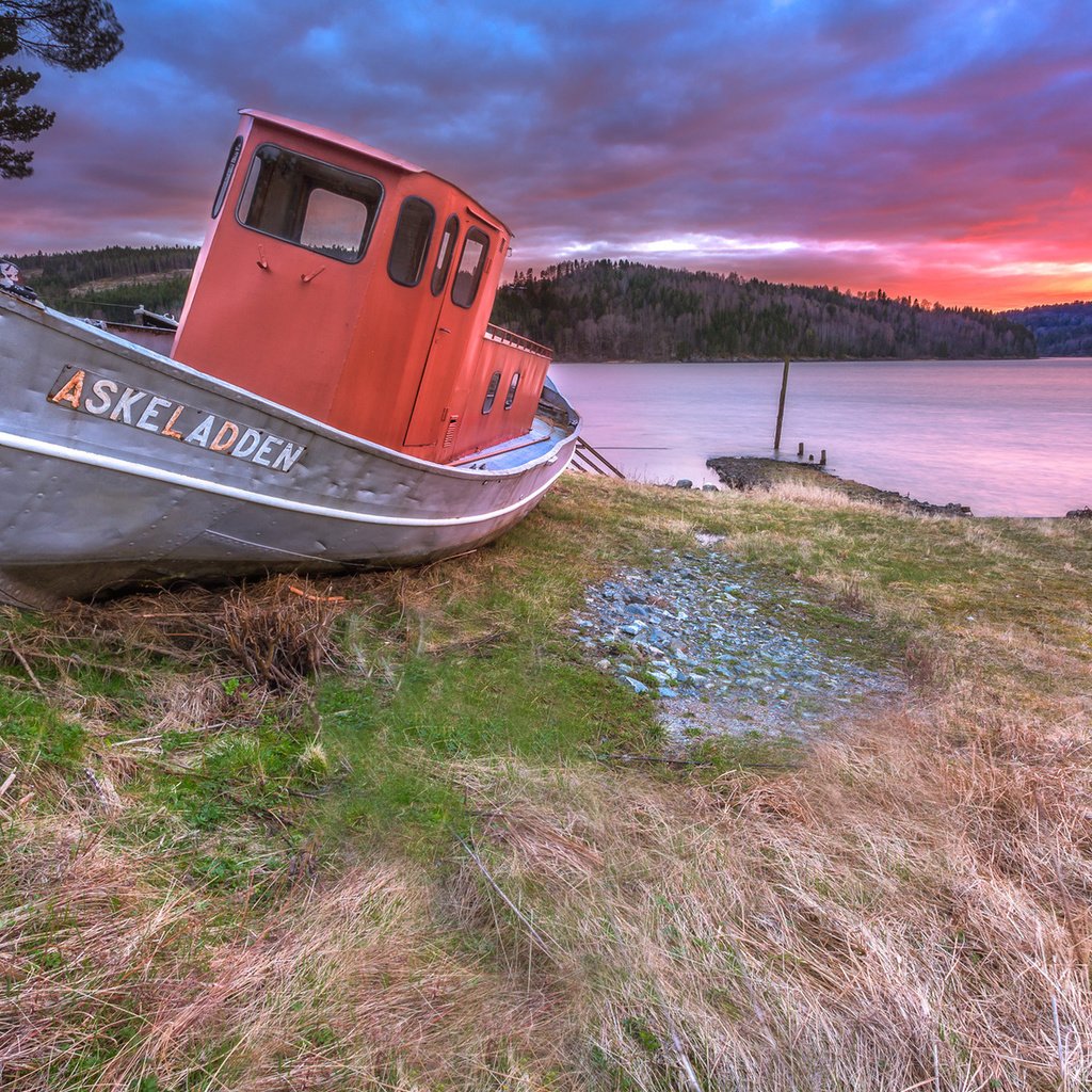 Обои река, берег, закат, пейзаж, лодка, норвегия, river, shore, sunset, landscape, boat, norway разрешение 1920x1200 Загрузить