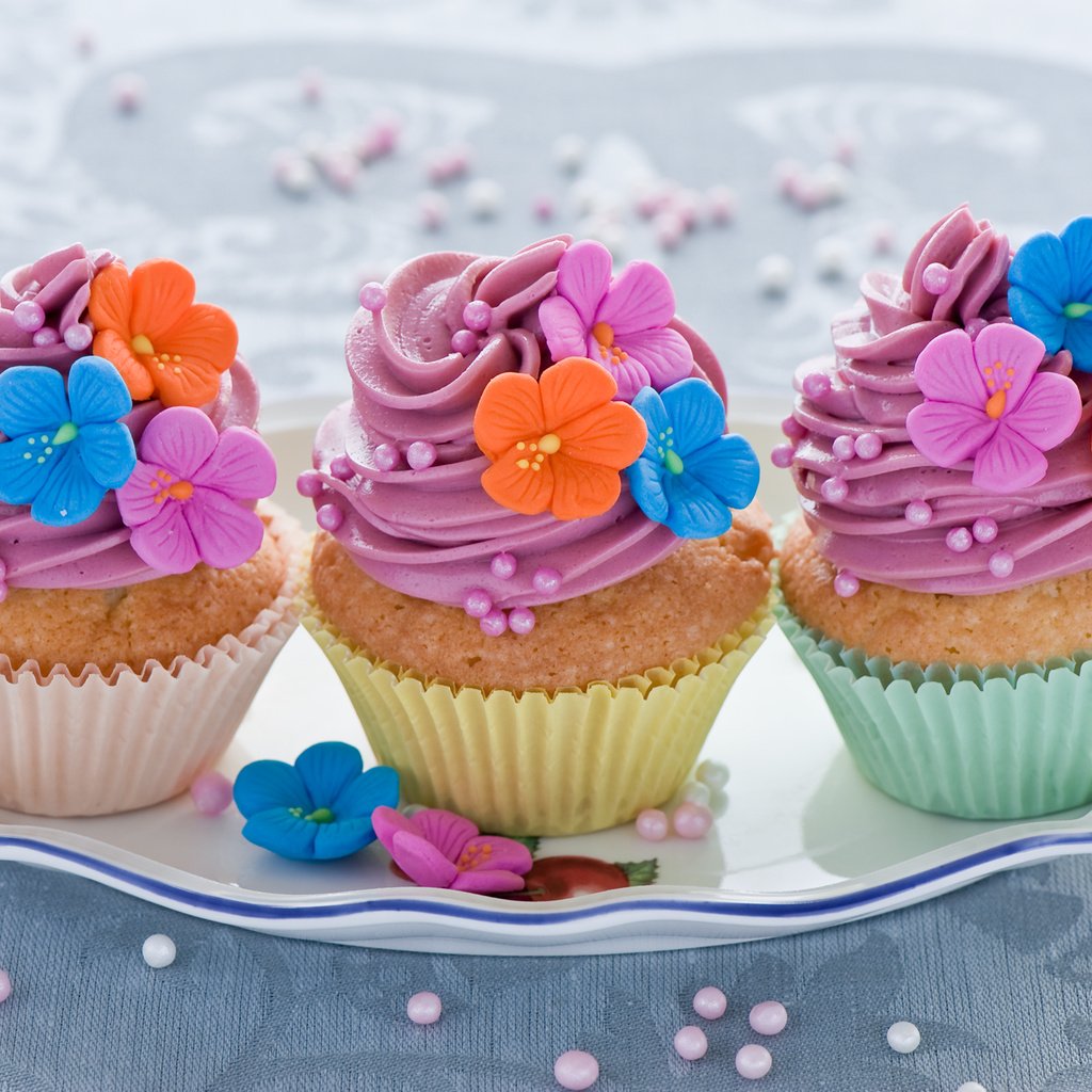 Обои крем для торта, украшения, сладкое, кексы, cream cake, decoration, sweet, cupcakes разрешение 2000x1298 Загрузить