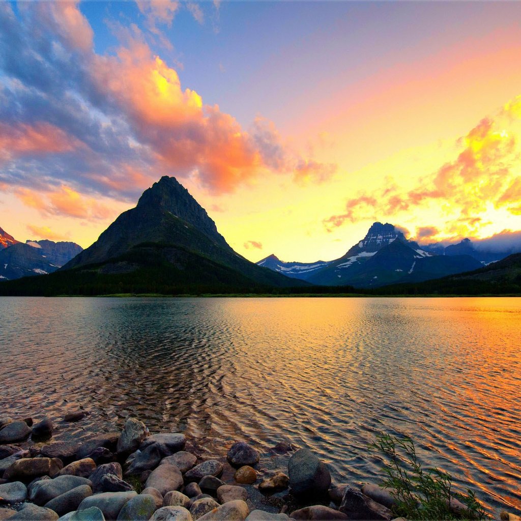 Обои озеро, горы, камни, закат, lake, mountains, stones, sunset разрешение 1920x1271 Загрузить