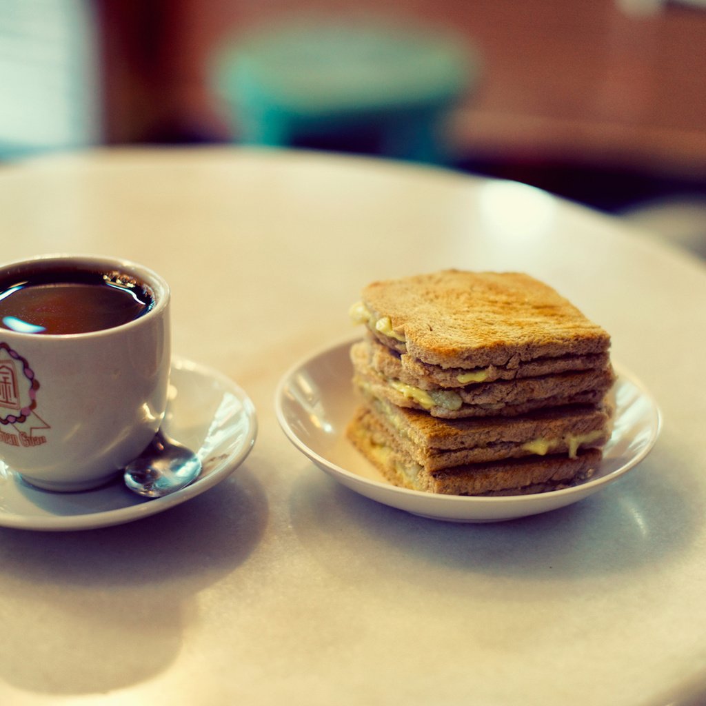 Сэндвичи кофе. Завтрак с кофе. Кофе с бутербродом. Кофе и сэндвич. Завтрак кофе и бутерброд.