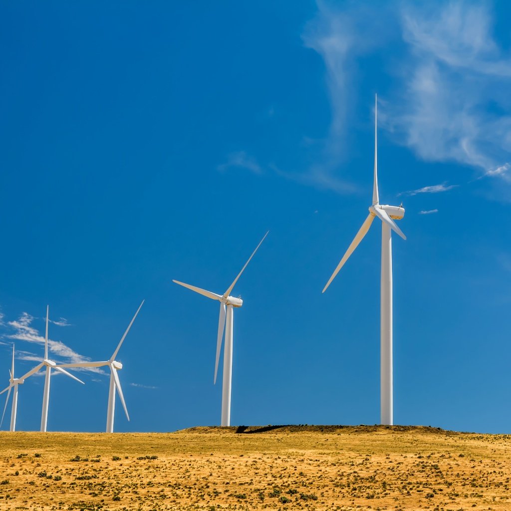 Обои облака, поле, ветряк, голубое небо, ветрогенератор, clouds, field, windmill, blue sky, wind turbine разрешение 6000x4000 Загрузить