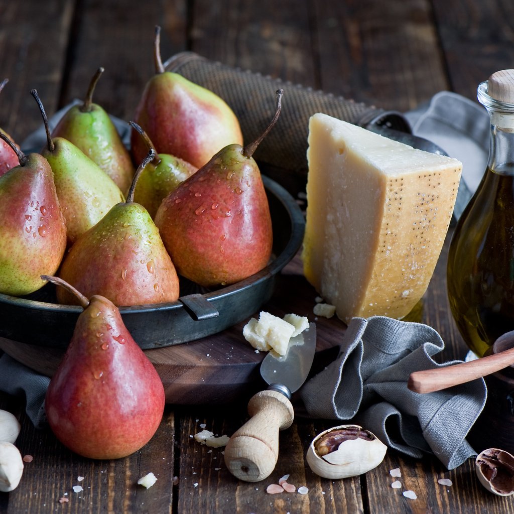 Обои орехи, фрукты, сыр, масло, натюрморт, груши, соль, anna verdina, nuts, fruit, cheese, oil, still life, pear, salt разрешение 2000x1331 Загрузить