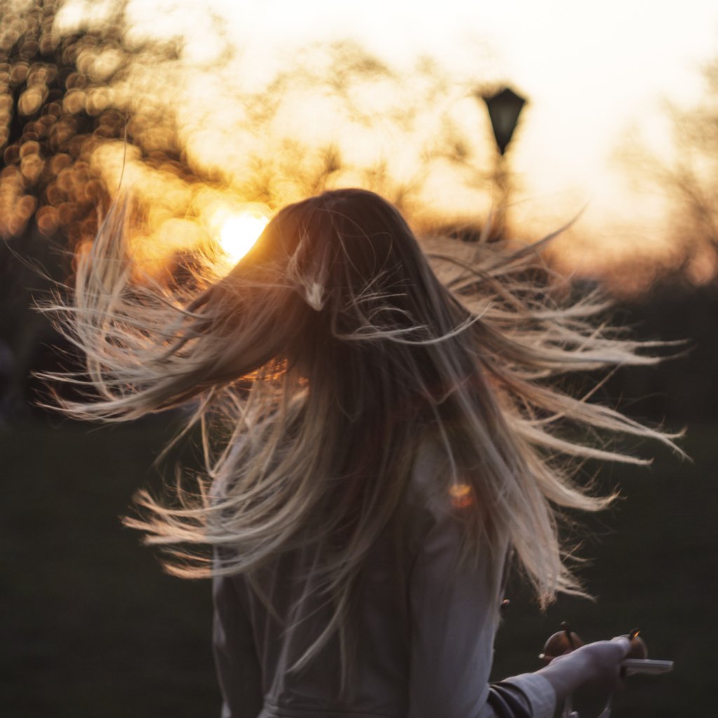 Обои закат, девушка, настроение, волосы, ксюша, sunset, girl, mood, hair, xenia разрешение 2048x1365 Загрузить