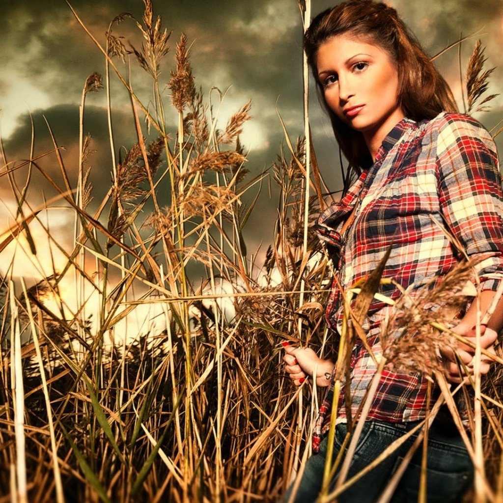 Обои трава, девушка, поле, взгляд, модель, волосы, лицо, dejan sokolovski, grass, girl, field, look, model, hair, face разрешение 1920x1080 Загрузить
