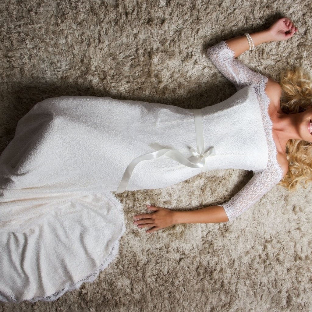 Обои на полу, яна кова, в белом платье, on the floor, jana cova, in a white dress разрешение 1920x1325 Загрузить