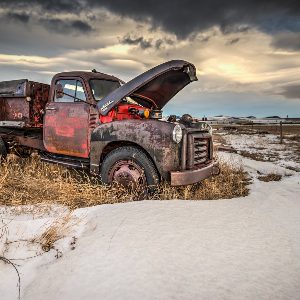 Обои металл, трава, снег, ржавчина, сухая, заброшенная, грузовик, metal, grass, snow, rust, dry, abandoned, truck разрешение 2048x1367 Загрузить