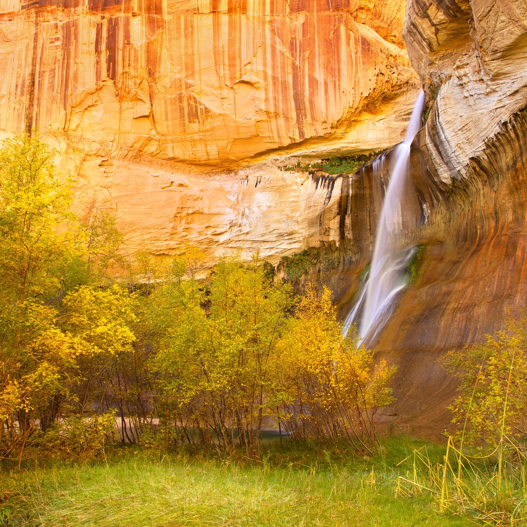 Обои горы, скала, водопад, осень, сша, юта, lower falls, calf creek, grand staircase-escalante national monument, великая лестница-эскаланте национальный памятник, mountains, rock, waterfall, autumn, usa, utah разрешение 2048x1365 Загрузить