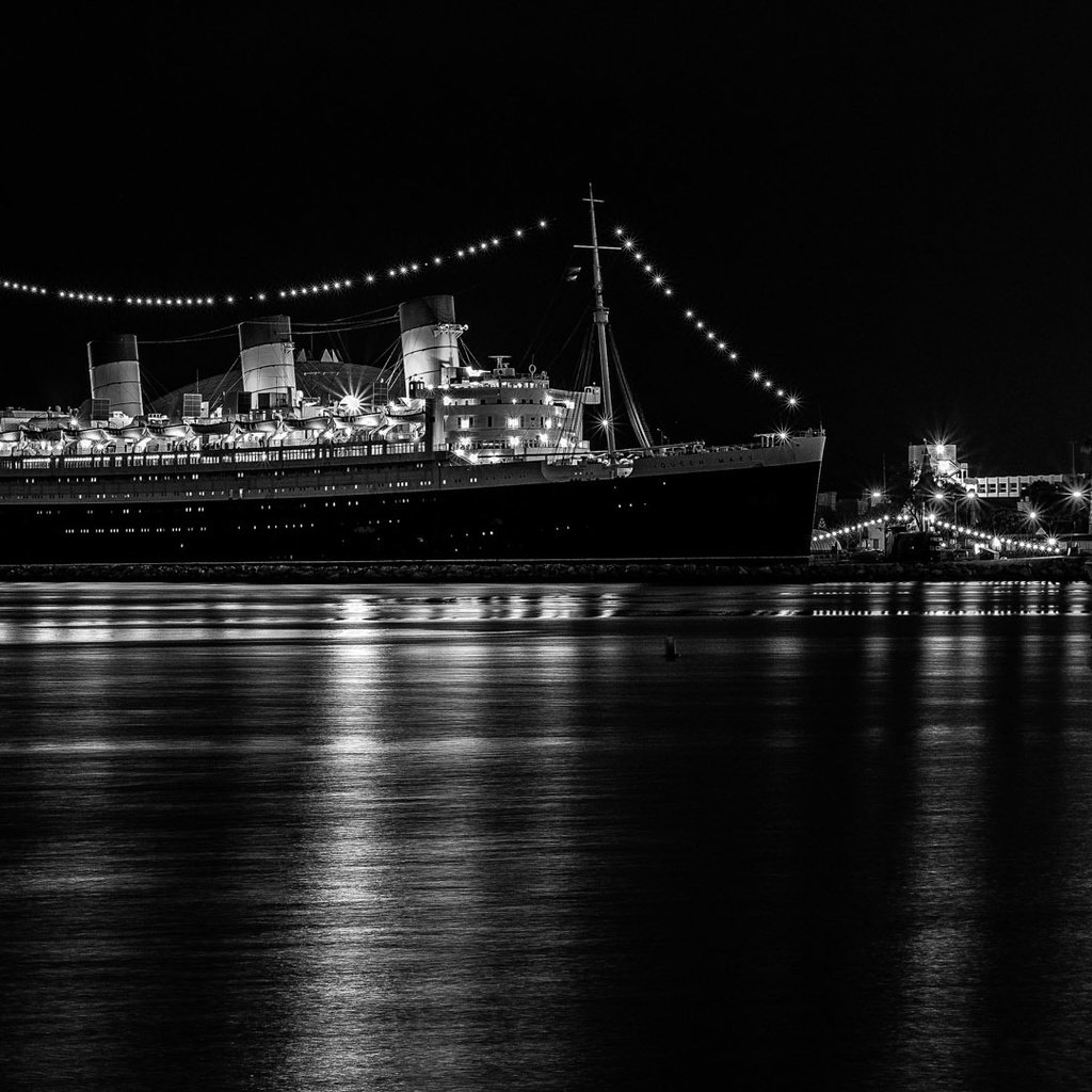 Обои вечер, порт, лайнер, queen mary 2, круизный, the evening, port, liner, cruise разрешение 1920x1080 Загрузить