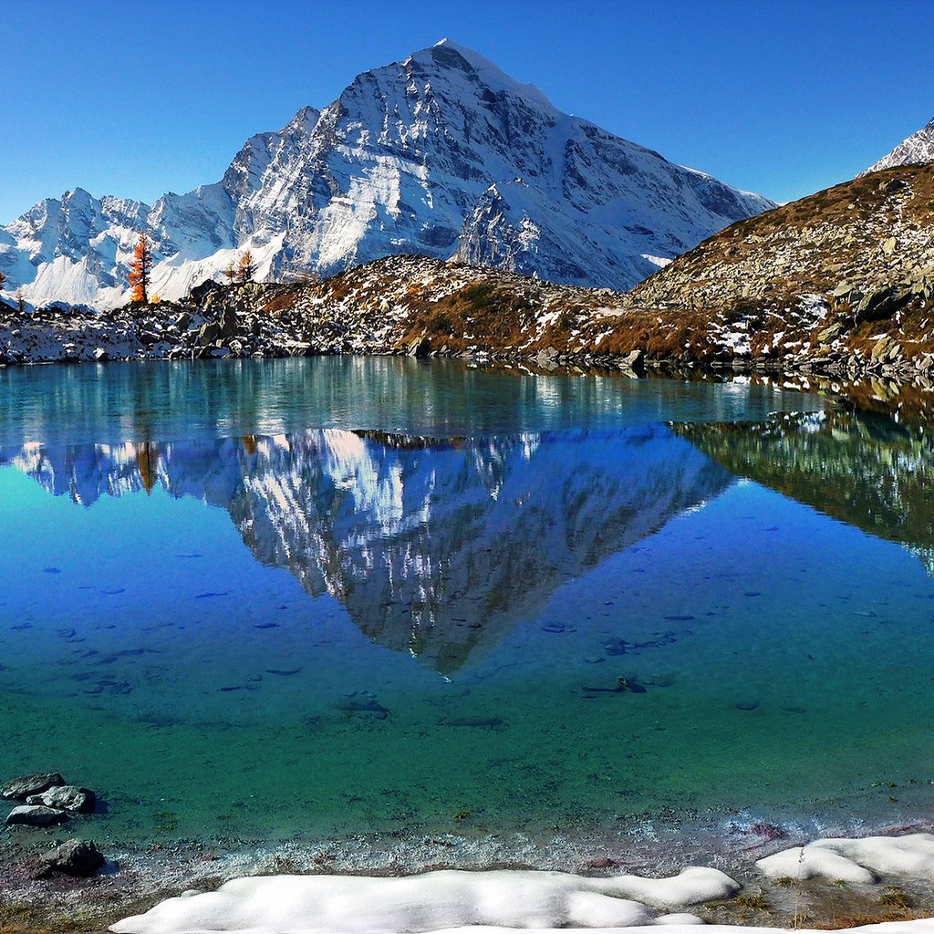 Обои озеро, пьемонт, горы, alpe veglia, lago bianco, отражение, trasquera, италия, альпы, белое озеро, гора монте-леоне, траскуэра, lake, piedmont, mountains, reflection, italy, alps, white lake, monte leone, trackware разрешение 2048x1226 Загрузить