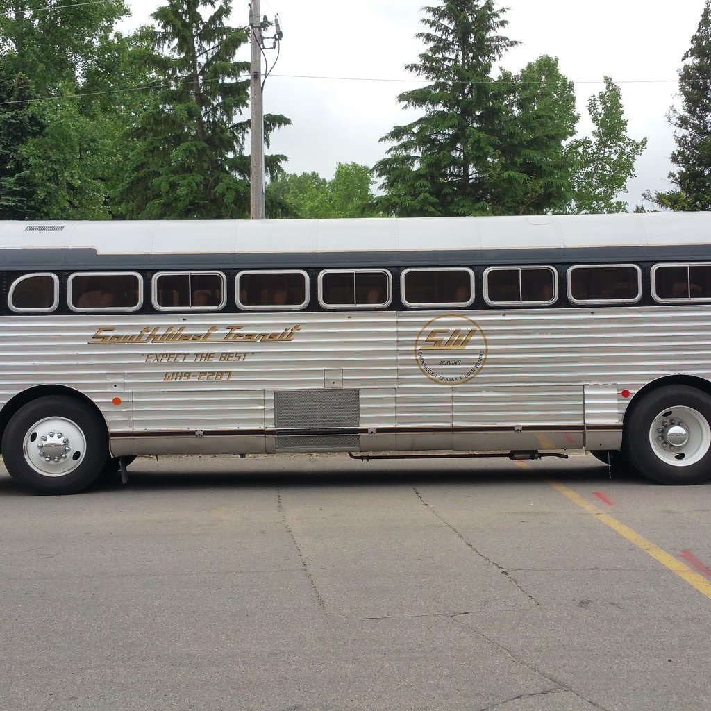 Обои 1947 bus разрешение 5312x2988 Загрузить