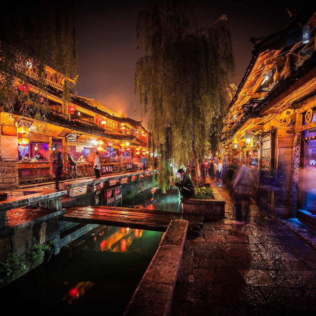 Обои ночь, китай, старый город, лицзян, night, china, old town, lijiang разрешение 2560x1600 Загрузить