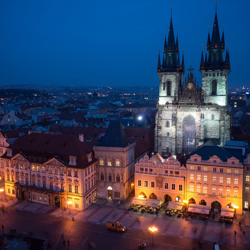 Обои небо, чехия, ночь, praha, česká republika, город, чешская, архитектура, чешка, республика, здания, старе-место, синее, staroměstské náměstí, освещение, староместская площадь, прага, týnský chrám, тынский храм, tyn church, the sky, czech republic, night, the city, czech, architecture, republic, building, staré město, blue, lighting, old town square, prague разрешение 2048x1357 Загрузить