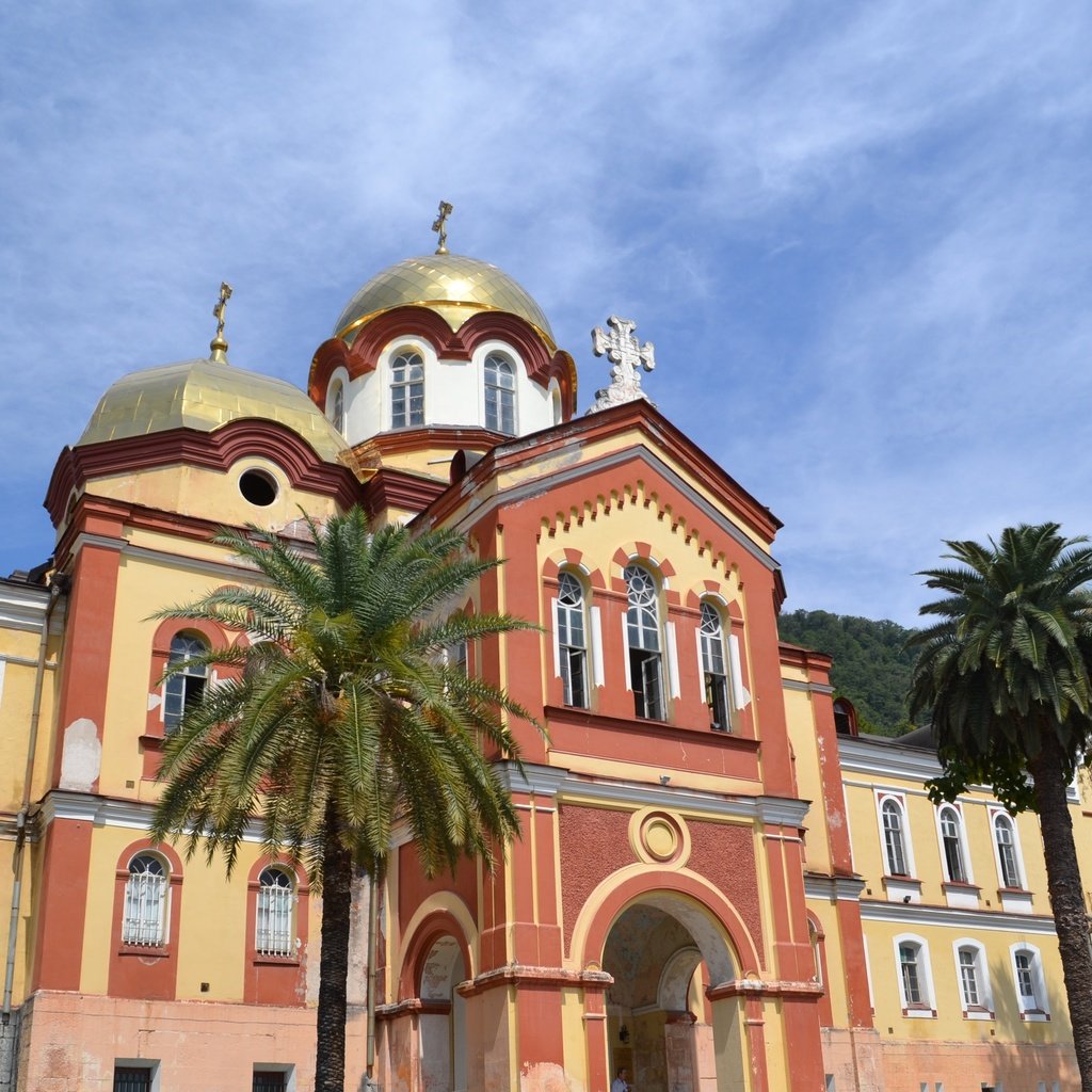 Обои собор, город, церковь, здание, абхазия, новый афон, cathedral, the city, church, the building, abkhazia, new athos разрешение 4600x2864 Загрузить