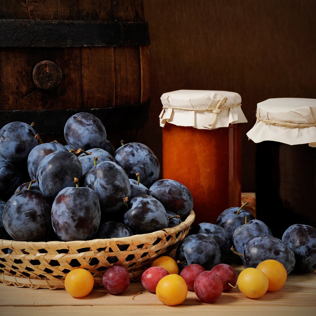 Обои фрукты, натюрморт, сливы, варенье, fruit, still life, plum, jam разрешение 3780x2744 Загрузить
