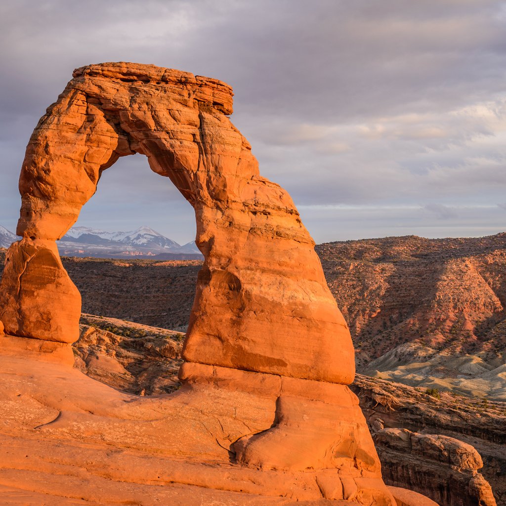 Обои пустыня, арки, национальный парк, jeff wallace, delicate arch, desert, arch, national park разрешение 2048x1367 Загрузить