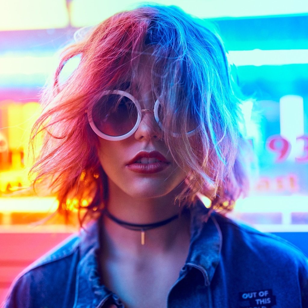 Обои девушка, блондинка, портрет, лицо, солнечные очки, girl, blonde, portrait, face, sunglasses разрешение 2048x1350 Загрузить