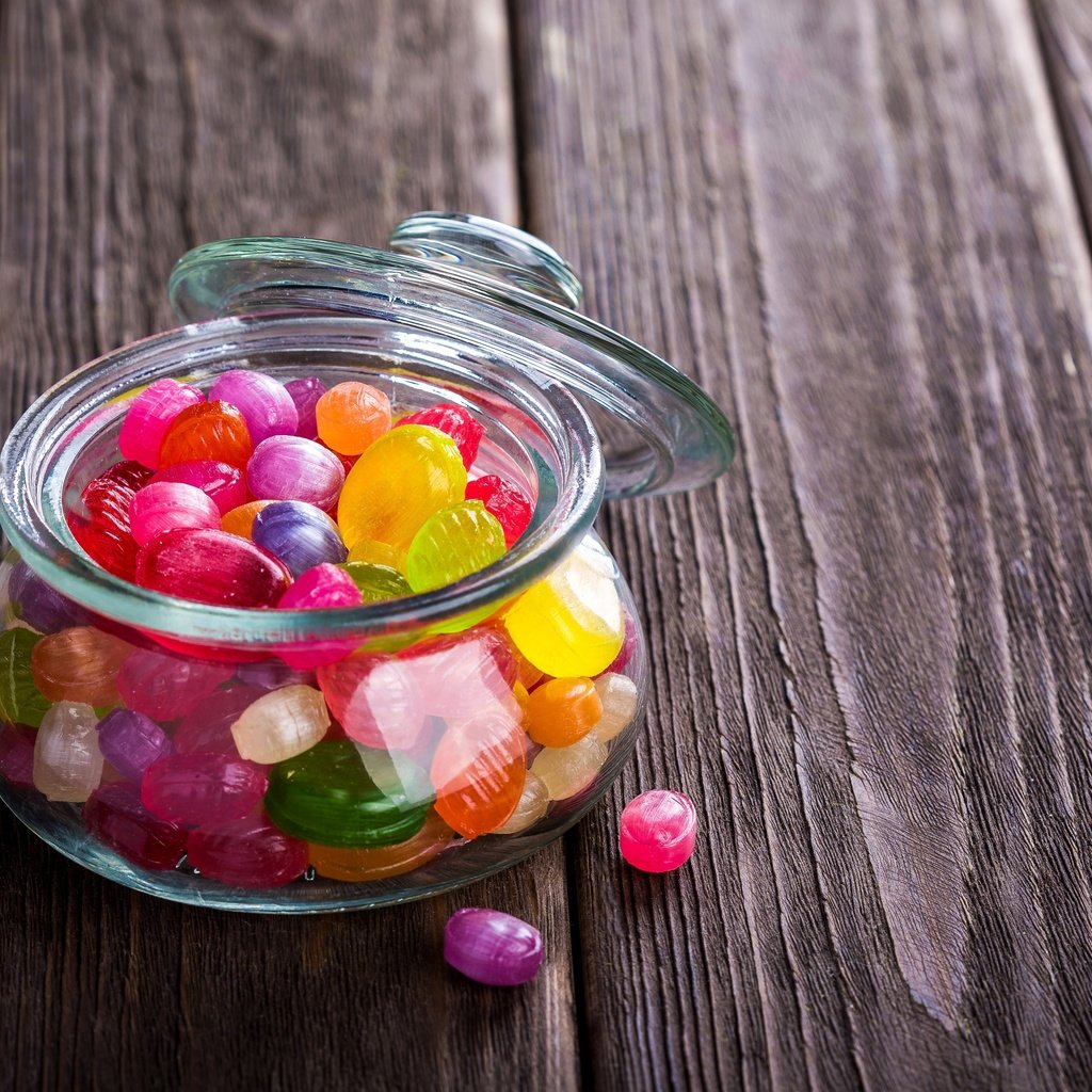 Обои разноцветные, конфеты, банка, леденцы, карамель, colorful, candy, bank, lollipops, caramel разрешение 3840x2400 Загрузить