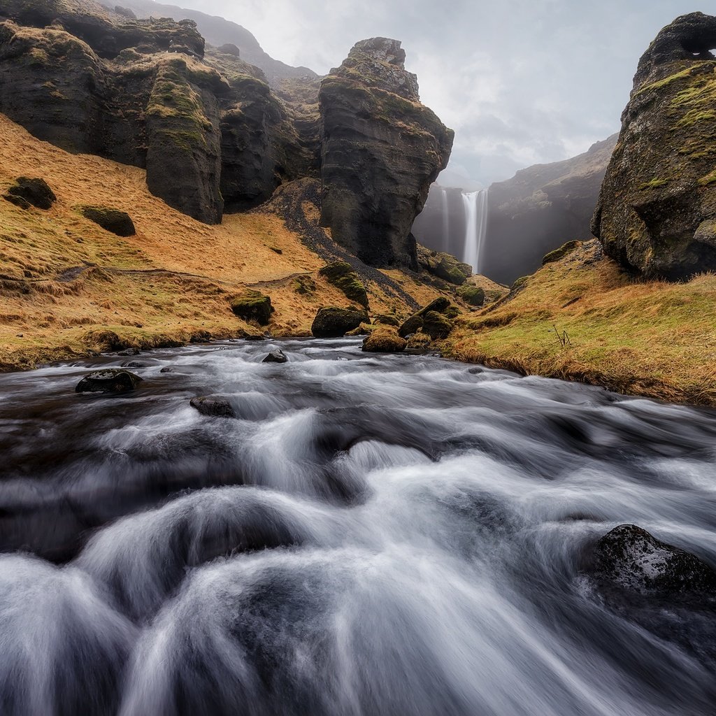 Обои река, скалы, природа, водопад, поток, исландия, river, rocks, nature, waterfall, stream, iceland разрешение 2500x1668 Загрузить
