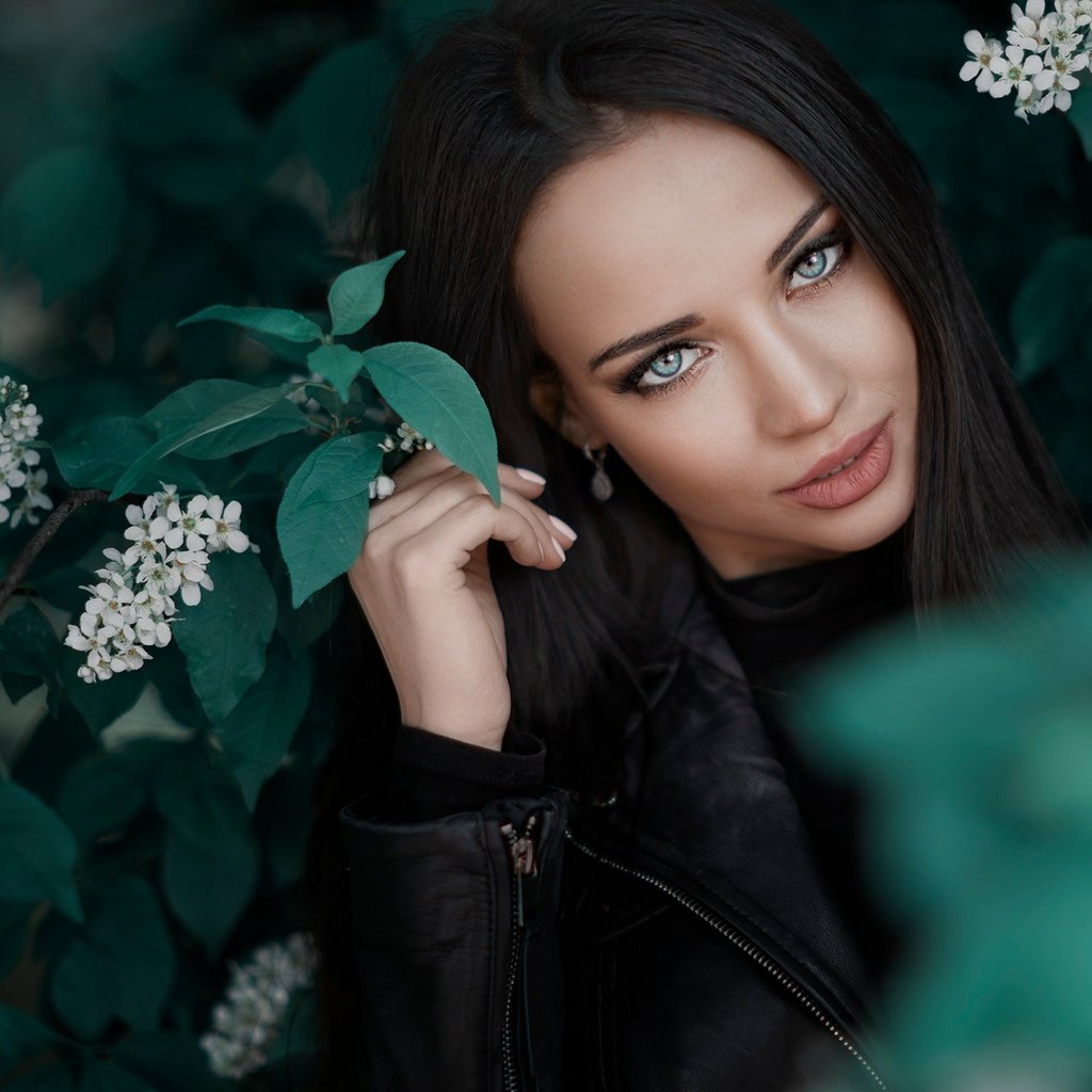 Angeline flowers. Angelina Petrova. Angelina Petrova взгляд.