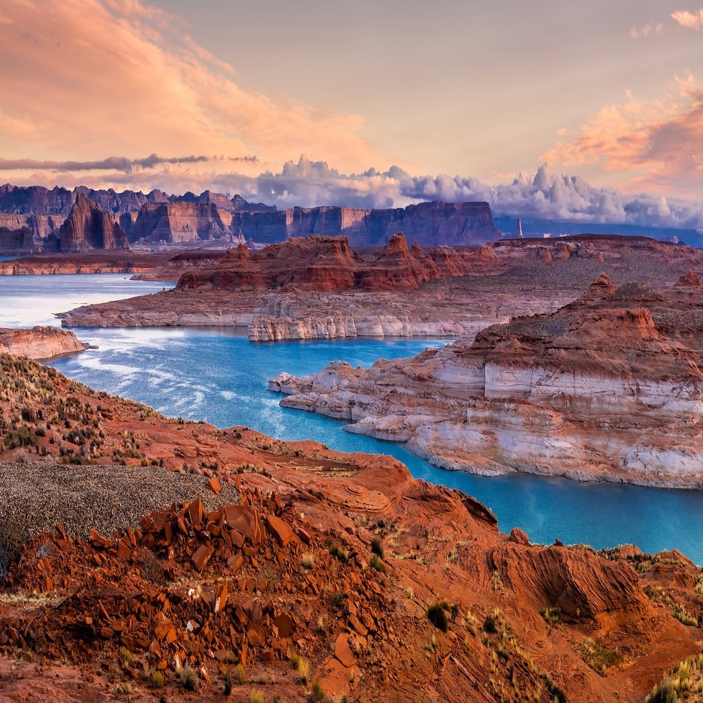 Обои облака, река, горы, камни, каньон, clouds, river, mountains, stones, canyon разрешение 3000x2000 Загрузить