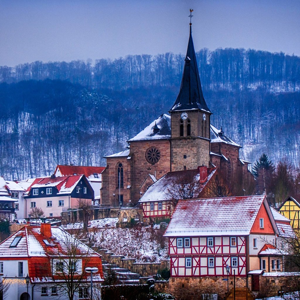 Обои зима, пейзаж, дома, церковь, германия, тюрингия, winter, landscape, home, church, germany, thuringia разрешение 2880x1920 Загрузить