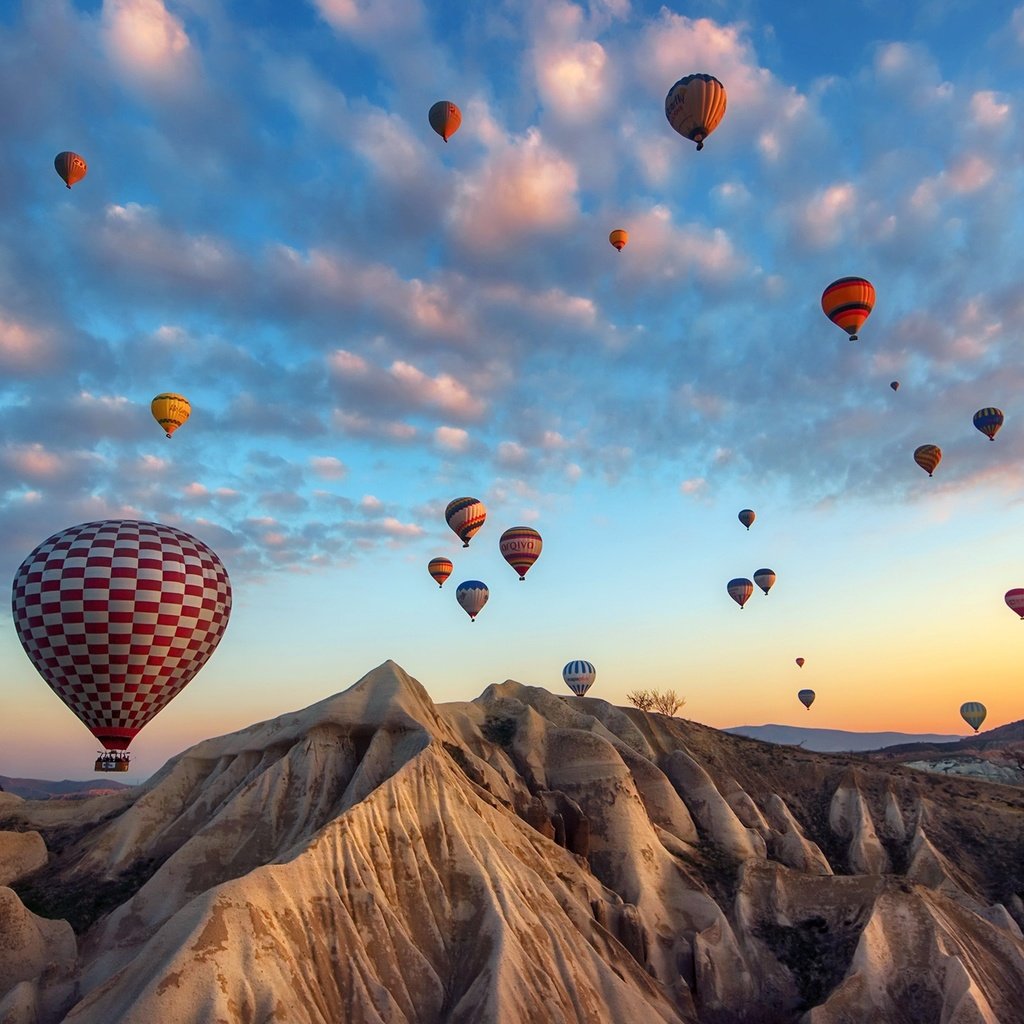 Обои небо, облака, горы, воздушные шары, турция, the sky, clouds, mountains, balloons, turkey разрешение 2048x1367 Загрузить