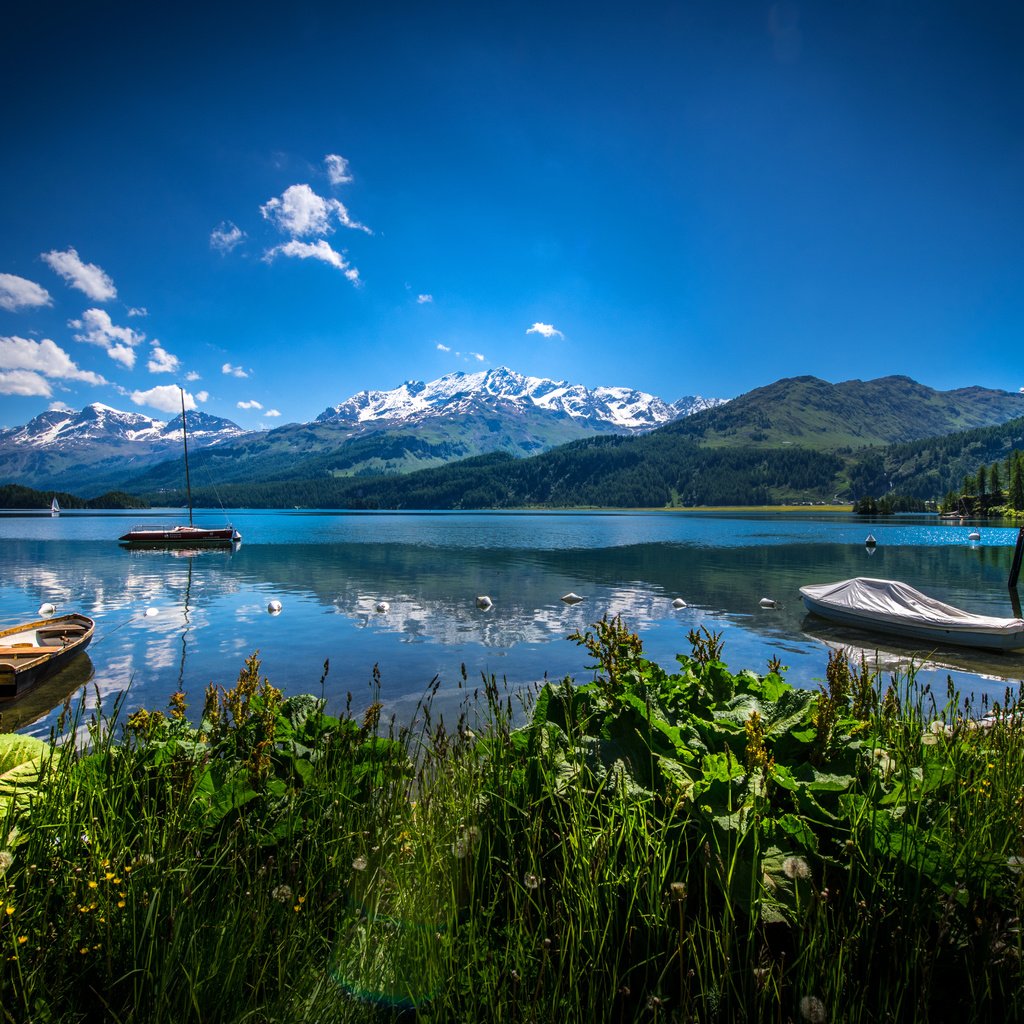 Обои небо, облака, озеро, горы, швейцария, лодки, альпы, the sky, clouds, lake, mountains, switzerland, boats, alps разрешение 6016x4016 Загрузить