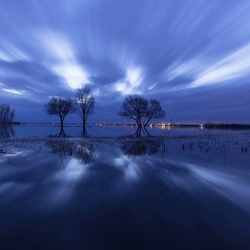 Обои деревья, вечер, озеро, отражение, trees, the evening, lake, reflection разрешение 2048x1293 Загрузить