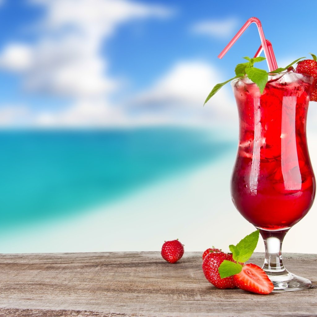 Обои клубника, бокал, ягоды, коктейль, трубочка, strawberry, glass, berries, cocktail, tube разрешение 2492x1707 Загрузить